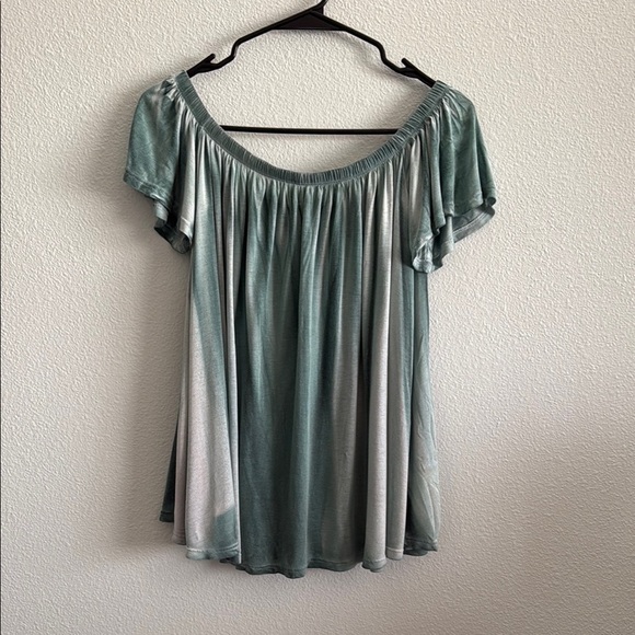 FP Movement by Free People Tops - Free People Movement Green Tie-Dye Off-Shoulder Swing Top Size Medium